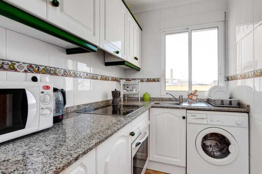 Appartement Ramon Gallud 204 *