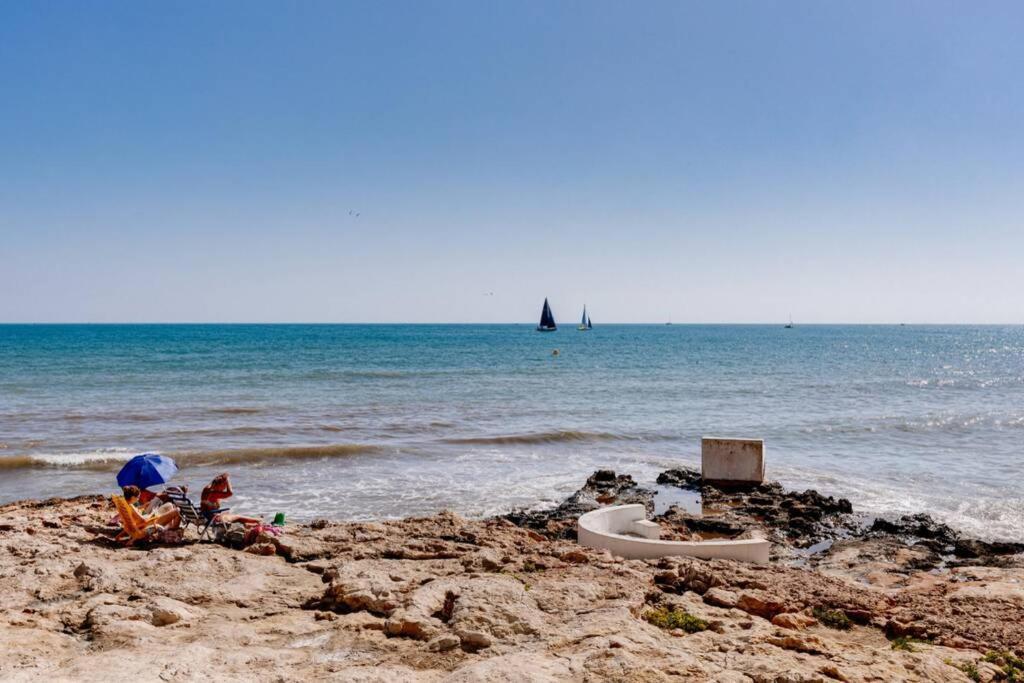Ramon Gallud 204 * Torrevieja